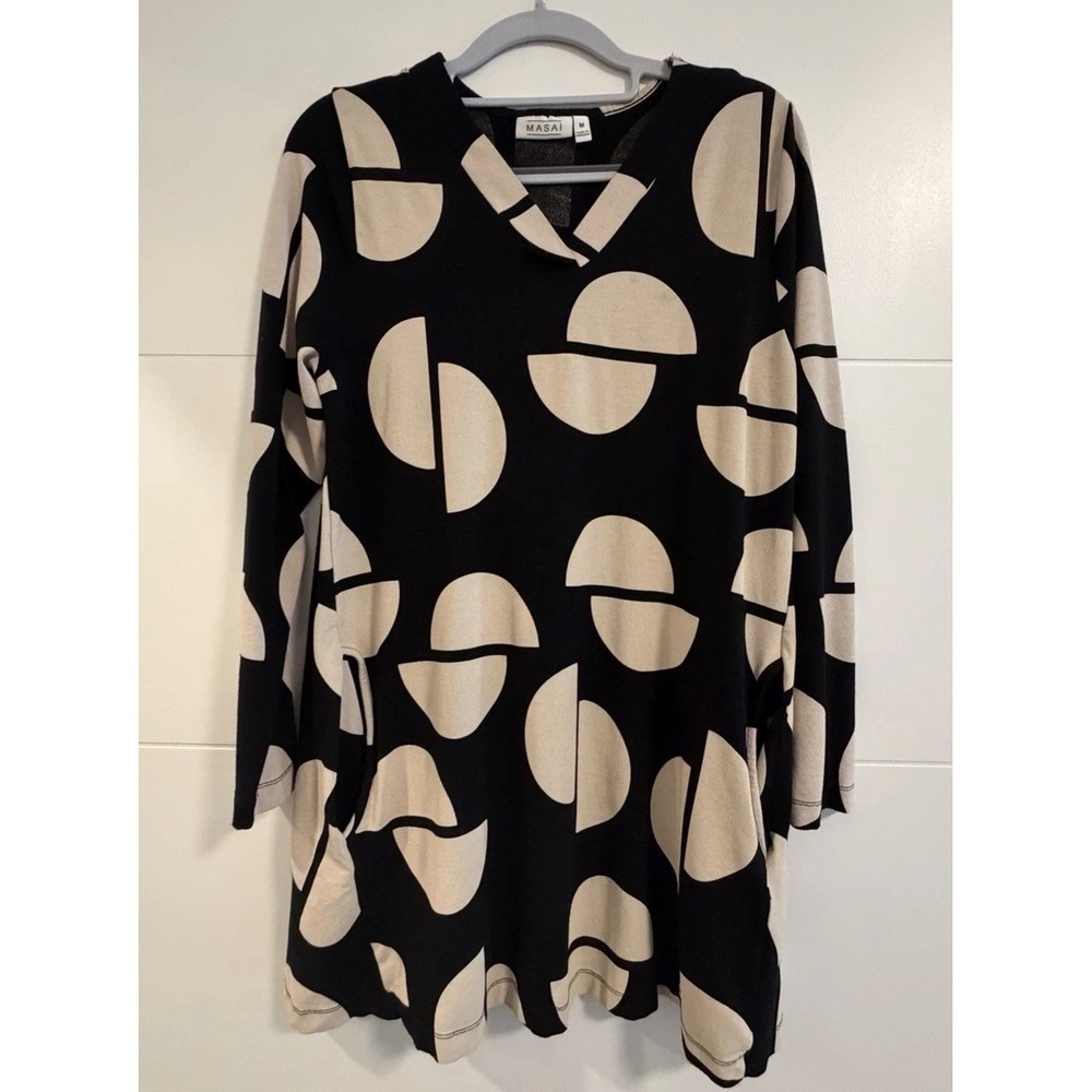 Masai Grizel Black Geometric V-Neck Tunic Top Pockets M Lagenlook Copenhagen
